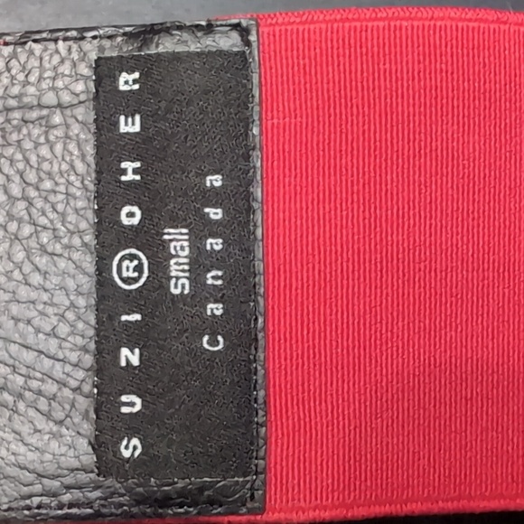 Suzi Roher Women's Red Stretch Belt With Metal Buckle,Size S. - Picture 6 of 7